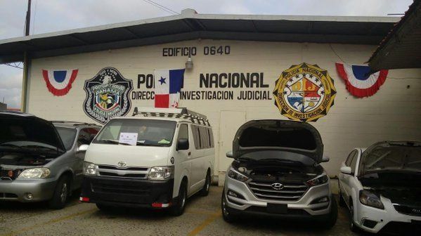 PN recupera cuatro automóviles hurtados, tres detenidos