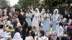 HRW critica a gobierno de Bangladesh por ataques a protestas