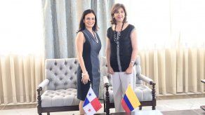 De Saint Malo se reúne con canciller colombiana para abordar agenda bilateral
