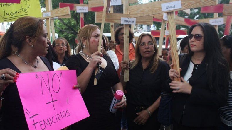 Frente Femenino del PRD solicita creación de Fiscalía contra Violencia de Genero