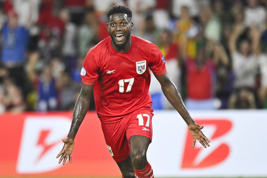 Gol de José Fajardo le da la victoria a la selección de Panamá sobre Costa Rica.