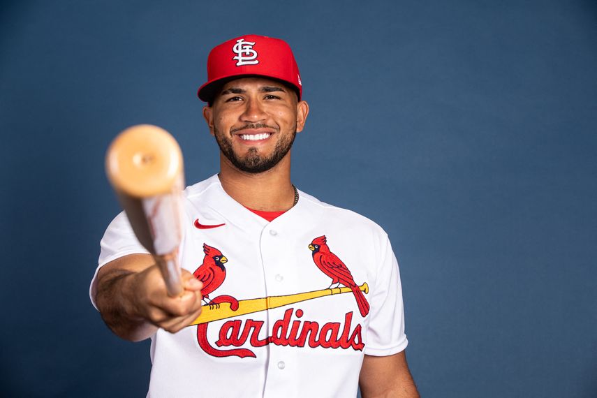 Iván Herrera recibe una nueva oportunidad en las Grandes Ligas