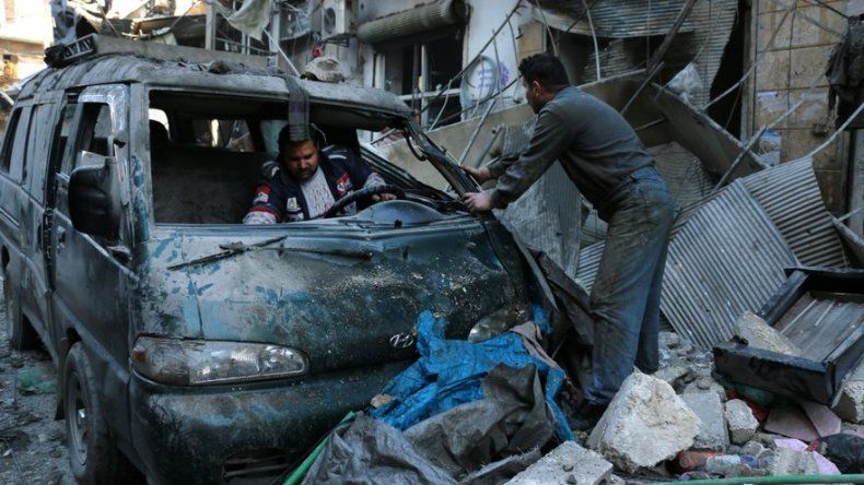 Violentos combates entre fuerzas del régimen sirio y EI provocan decenas de muertos