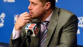 Los Grizzlies despiden al entrenador Dave Joerger