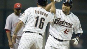 Lee batea cuadrangular con casa llena