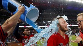 Donaldson guía a Bravos a triunfo 4-3 sobre Nacionales