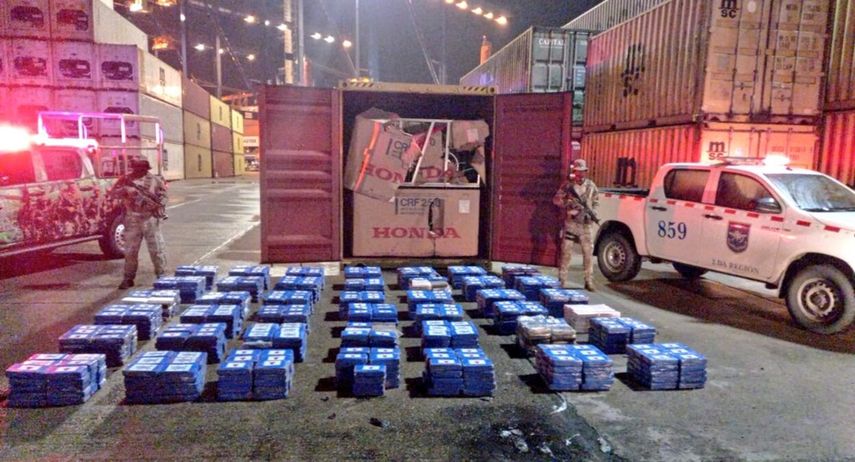 Más de mil paquetes de droga decomisados en Colón.