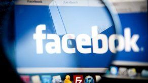 Organización feminista Femen denuncia el cierre de su portal en Facebook