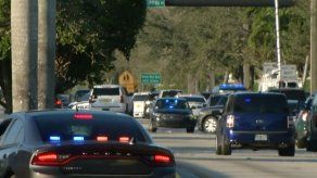 Un nuevo tiroteo enluta a EEUU: 17 muertos en una escuela de Florida