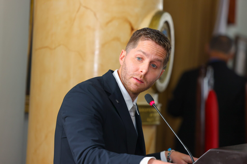 Alcalde Mayer Mizrachi destaca avances durante su primer año de gestión.