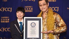 Éxito viral de 45 segundos gana el Récord Guinness de la canción más corta en lista Billboard