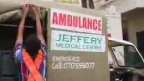 Moto-ambulancia para evitar que las mujeres kenianas den a luz en casa