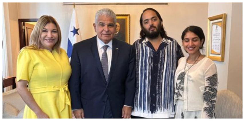 Los Ambani junto a la primera dama y el presiente de la República.