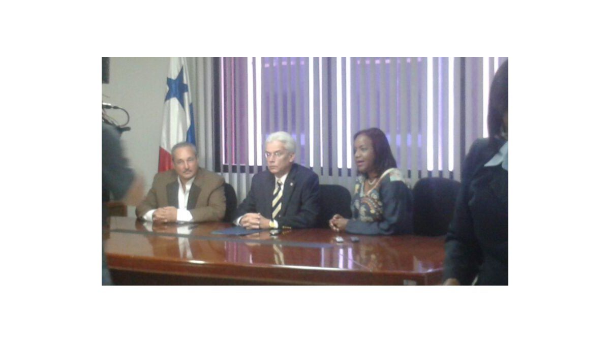 Directora de Correos y Telégrafos, Dalila Mosquera renunció a su cargo