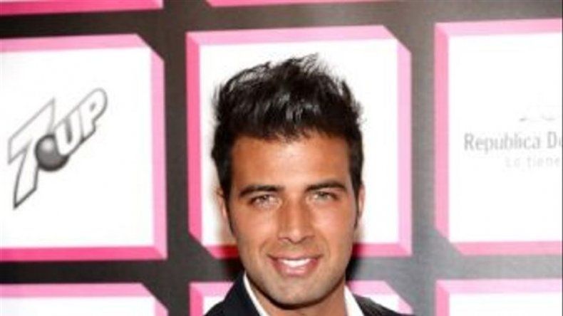 Jencarlos Canela enfocado en nuevo disco