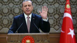 Se intensifica disputa Rusia-Turquía por avión derribado