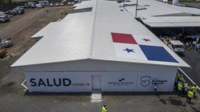 La administración del centro comercial Albrook Mall pide la reubicación del Hospital Panamá Solidario.