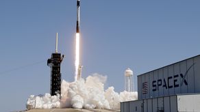 La NASA finalmente ha hecho lo propio, luego de años de oponerse a la presencia de turistas en la base orbital.