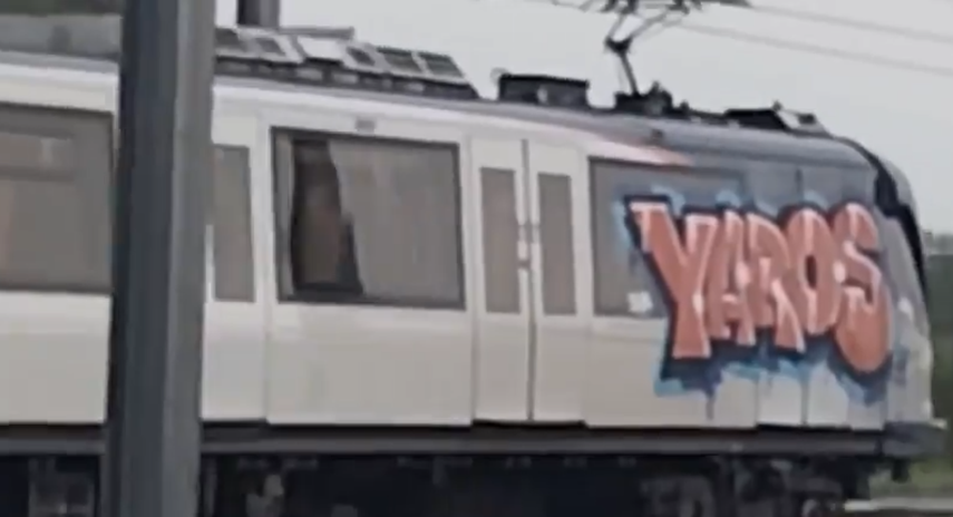 El Metro de Panamá interpone denuncia tras grafiti dibujado en uno de sus trenes.