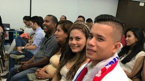 Celebran matrimonio civil de 30 parejas en sede del Tribunal Electoral