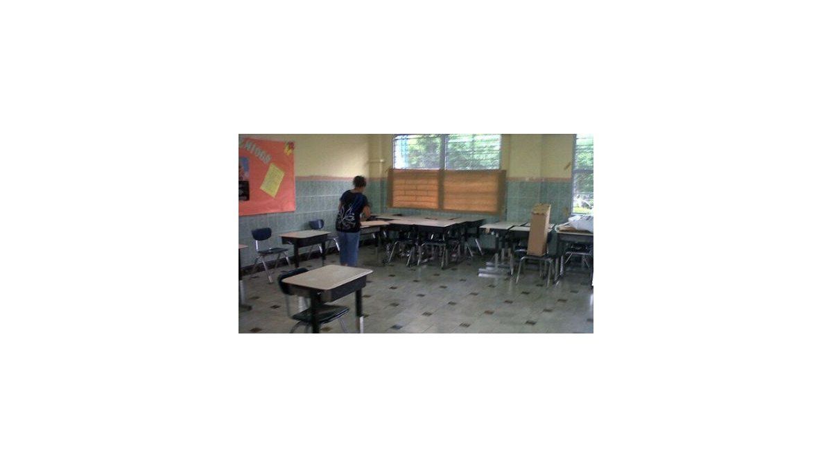 Proceden a cerrar mesas de votación en primarias panameñistas