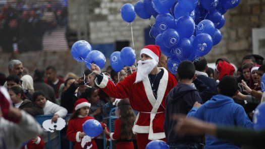 Fieles acuden a Belén para Navidad
