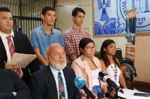 Universitarios y Movimientos Populares se oponen al paquete de reformas constitucionales