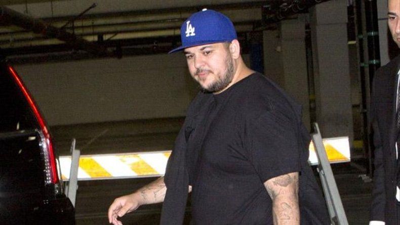 Rob Kardashian bloquea a hermanas y a su prometida en Instagram
