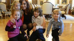 Presidenta argentina recibe a niño que quería conocerla en la vida real