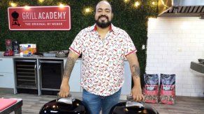 Arturo Illueca, presentador de Los Parrilleros de Muertos de hambre.