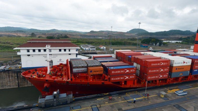 Canal de Panamá alcanzó en 2015 récord de tonelaje transportado
