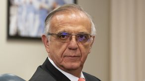 A días de que Guatemala anuncie el inicio de la carrera electoral, el investigador cree que la arremetida contra Velásquez “encaja en un propósito electoral.