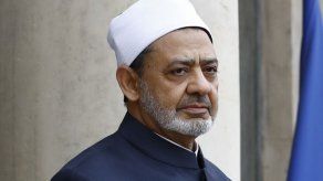 Grand imán de la mezquita Al Azhar de Egipto rechaza reunirse con Pence