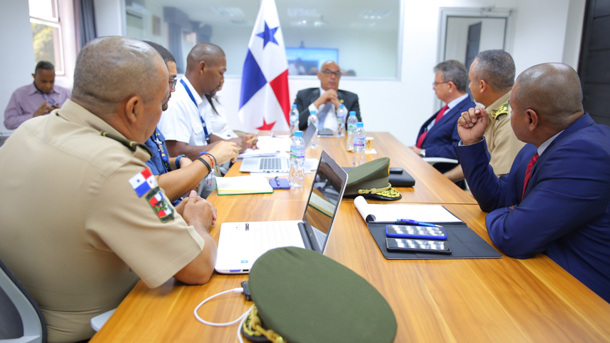 Viceministros planifican limpieza en Darién