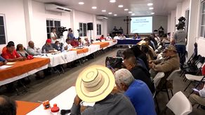 Mesa de diálogo en Coclé.