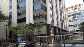 Embajadas de Israel y Estados Unidos en Argentina reciben amenazas de bomba.