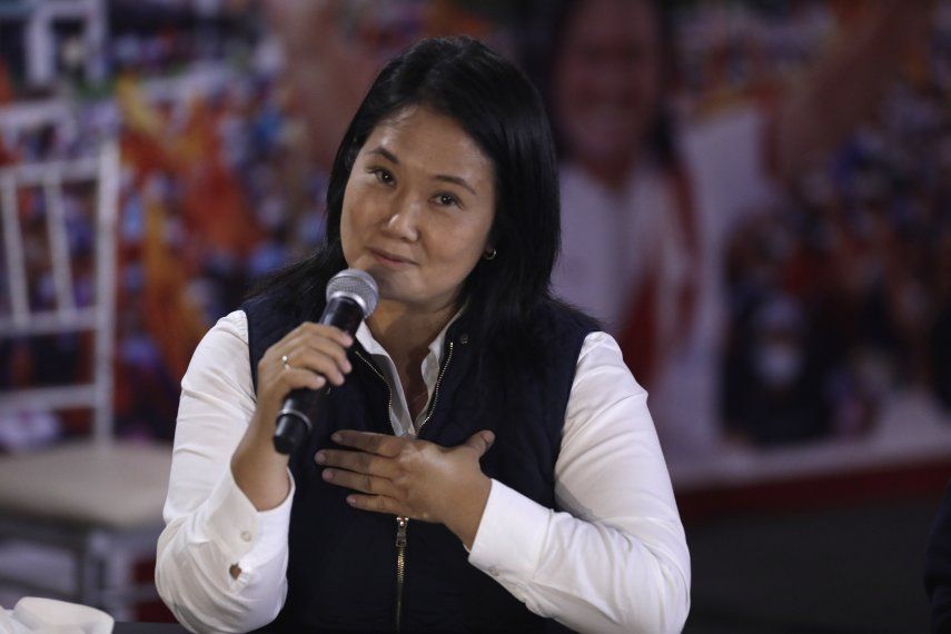 Perú: se acorta distancia entre candidatos en balotaje