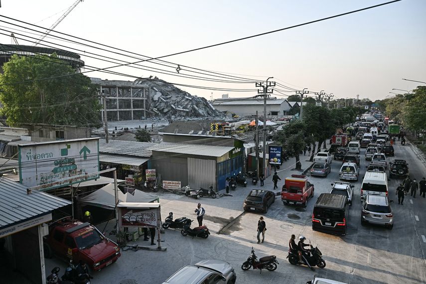 Afectaciones del terremoto que sacudió a Birmania y Tailandia. Afectaciones del terremoto que sacudió a Birmania y Tailandia.
