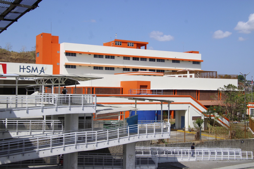 Hospital San Miguel Arcángel reporta fallas en nuevo sistema