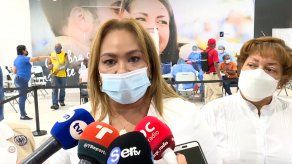 Eyra Ruiz negó tener algo que ver con la vacunación clandestina y exigió respeto.