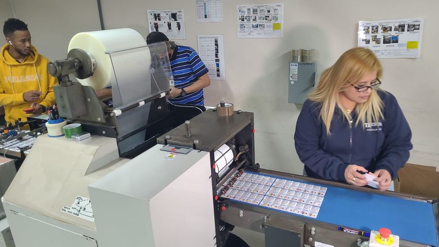 Impresión de cédulas en el Tribunal Electoral.