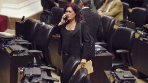 Venezuela: Congreso juramenta a primera diputada transgénero