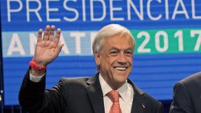 Chile se cita con las urnas para elegir al sucesor de Bachelet con Piñera favorito