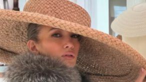 Jennifer López y su hija Emme Muñiz arrasan en su visita a Paris