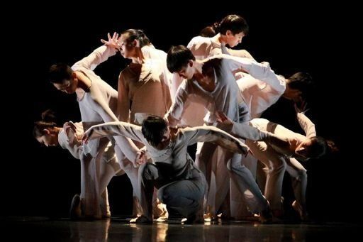 Compañía de teatro chino abrió temporada en Colombia