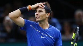Nadal abandona el Masters de París por lesión de rodilla