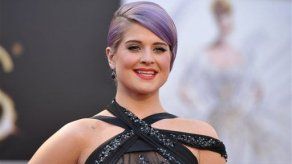 Kelly Osbourne confirma tuvo convulsiones