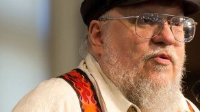 R.R. Martin hizo un piloto para TV con alien en Super Bowl