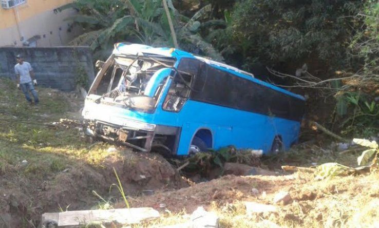 Venezuela: 20 muertos en choque de autobús