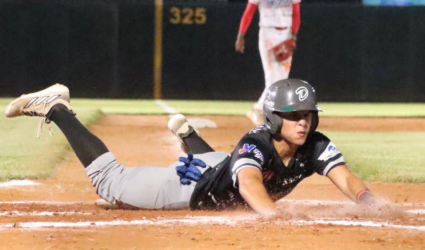 La cuarta jornada del campeonato estuvo llena de furor. La cuarta jornada del campeonato estuvo llena de furor.